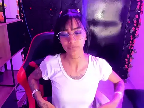 Snapshot of KarlaSlutSkinny__ chatting on February 27, 2026, 9:03 pm KarlaSlutSkinny online show from February 27, 2026, 9:03 pm