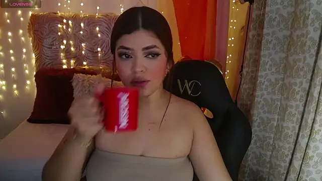 krishnaveni   online show from October 17, 2025, 12:18 pm