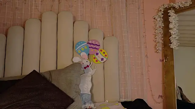 SweetRenata  online show from April 24, 2026, 11:23 am