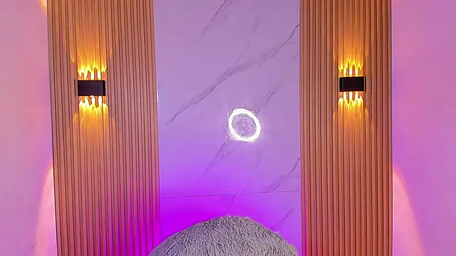 Ethan thouse online show from November 28, 2025, 8:09 pm