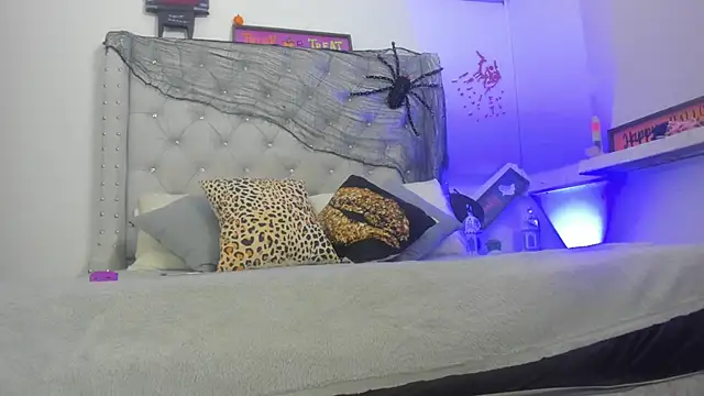 Snapshot of ChocoBunny1 chatting on October 22, 2025, 3:28 am ChocoBunny1 online show from October 22, 2025, 3:28 am