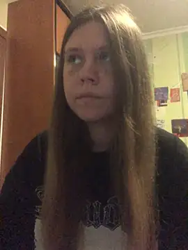 LunaVirelle online show from July 21, 2026, 6:53 pm