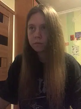 LunaVirelle online show from July 12, 2026, 8:53 pm
