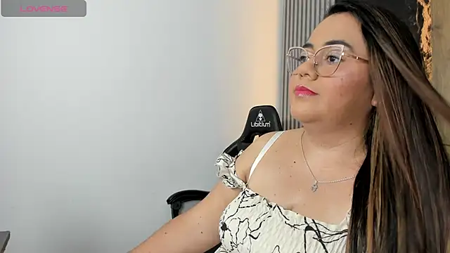 Snapshot of samantha29x_ chatting on October 16, 2025, 12:57 pm samantha29x online show from October 16, 2025, 12:57 pm