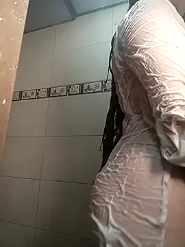 Scarlet Aura online show from November 20, 2025, 10:42 pm