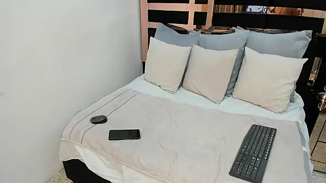 Snapshot of kaorybliss chatting on February 22, 2026, 8:21 pm kaorybliss online show from February 22, 2026, 8:21 pm