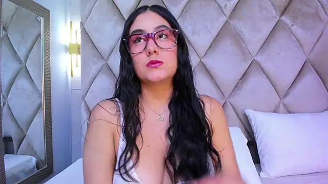 GabyParker  online show from December 2, 2025, 12:07 pm