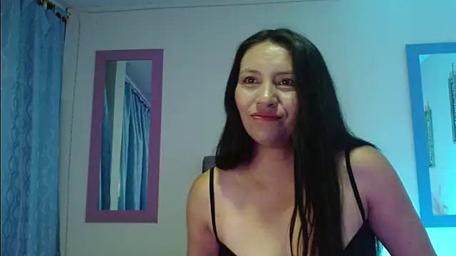Snapshot of naya_10 chatting on July 7, 2026, 8:34 pm naya 10 online show from July 7, 2026, 8:34 pm