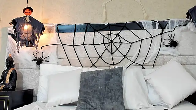 Snapshot of RousseWalker chatting on October 25, 2025, 1:12 pm RousseWalker online show from October 25, 2025, 1:12 pm