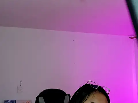 sofia  666 online show from November 18, 2025, 6:44 pm