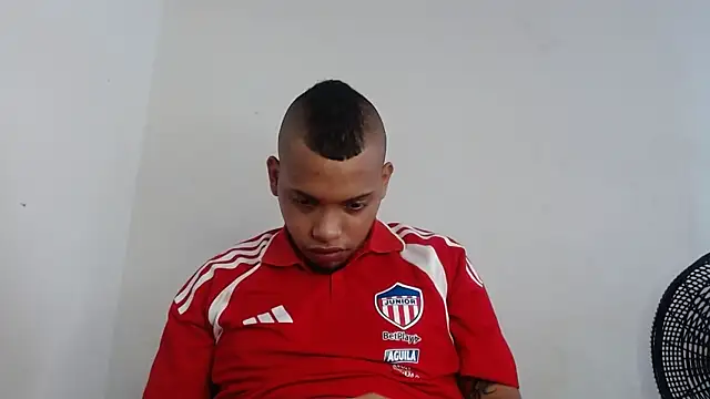 Snapshot of drako_monster chatting on May 30, 2026, 4:01 pm drako monster online show from May 30, 2026, 4:01 pm