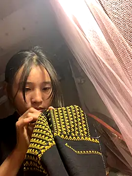 Han-han123 online show from October 28, 2025, 2:01 am