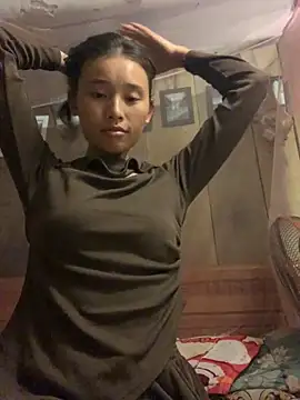 Han-han123 online show from October 31, 2025, 12:46 pm