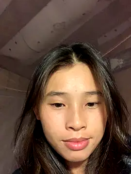 Han-han123 online show from November 20, 2025, 2:18 pm