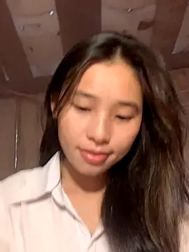 Han-han123 online show from November 28, 2025, 5:07 am