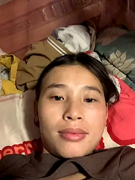 Han-han123 online show from November 13, 2025, 10:24 pm