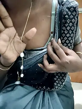 Tamilmallu-duskygirl03 online show from January 13, 2026, 6:34 pm