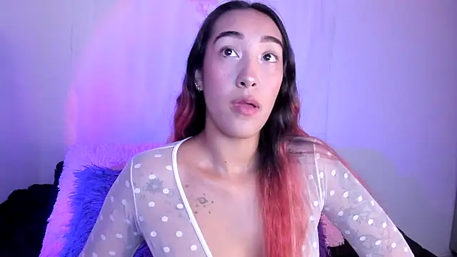 HeidyRousse online show from May 19, 2026, 11:01 pm