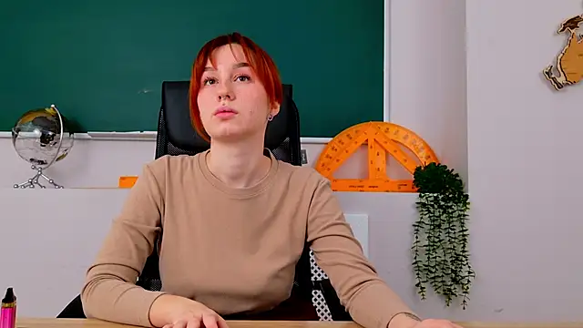 ClaireMathis online show from January 12, 2026, 2:46 pm