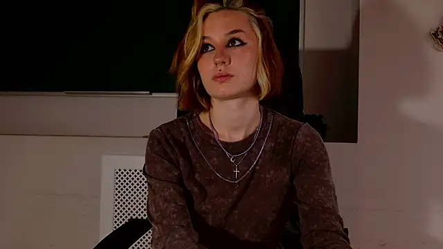 ClaireMathis online show from June 27, 2026, 2:56 pm