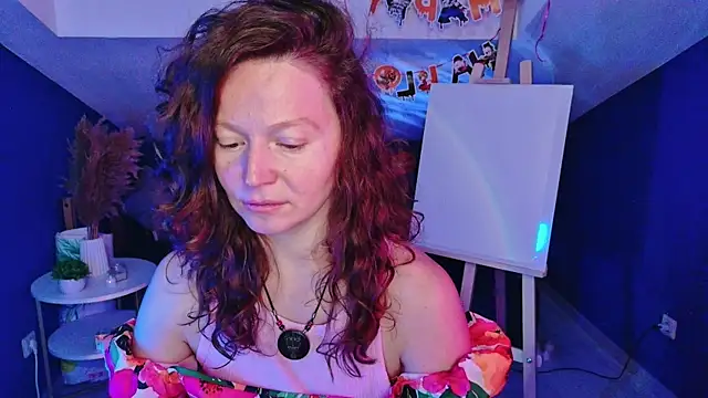 Snapshot of AuroraBorealis__ chatting on October 20, 2025, 6:48 am AuroraBorealis online show from October 20, 2025, 6:48 am