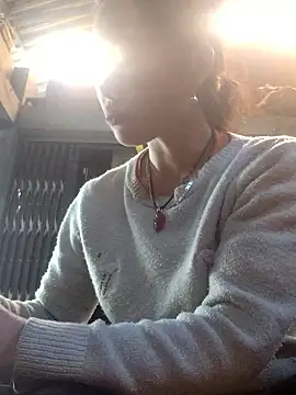 gio-thu online show from January 12, 2026, 5:25 am