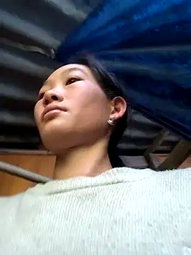 gio-thu online show from November 29, 2025, 7:52 am