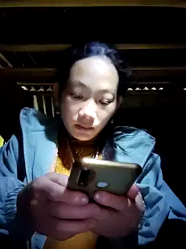 gio-thu online show from November 13, 2025, 4:05 am