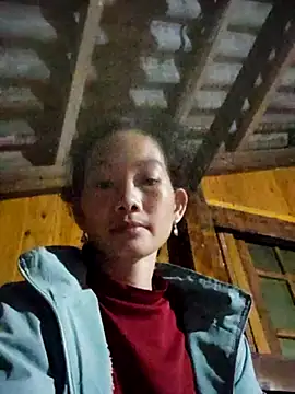 gio-thu online show from October 9, 2025, 6:19 pm