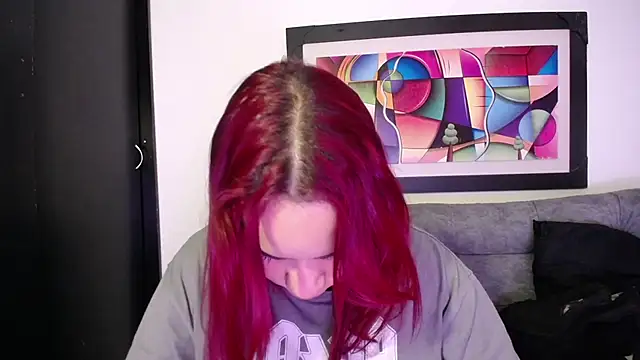 Snapshot of Kari_Ruiz_ chatting on February 6, 2026, 8:27 pm Kari Ruiz online show from February 6, 2026, 8:27 pm