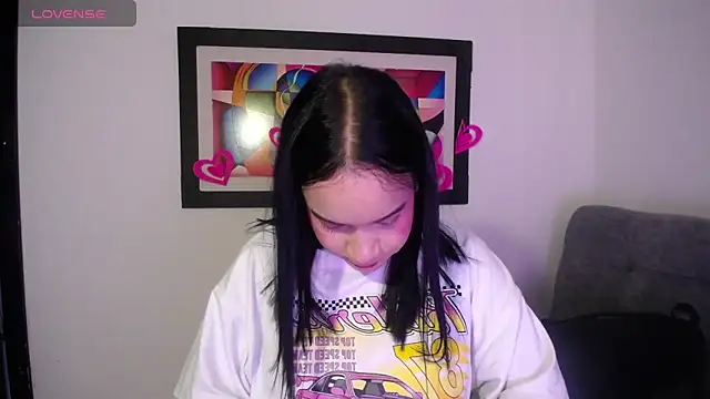 Snapshot of Kari_Ruiz_ chatting on February 25, 2026, 9:03 pm Kari Ruiz online show from February 25, 2026, 9:03 pm