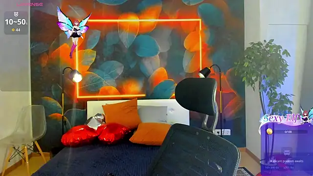 scent  of woman online show from April 3, 2026, 1:34 am