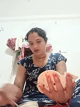 Snapshot of Cuty_tanya chatting on May 30, 2026, 5:51 pm Cuty tanya online show from May 30, 2026, 5:51 pm