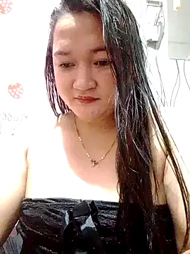 Snapshot of sweetannie13 chatting on February 3, 2026, 10:48 pm sweetannie13 online show from February 3, 2026, 10:48 pm