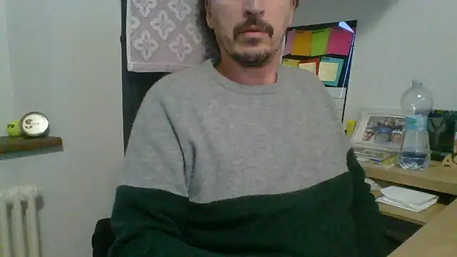 Snapshot of Kawayleo chatting on November 27, 2025, 3:23 pm Kawayleo online show from November 27, 2025, 3:23 pm