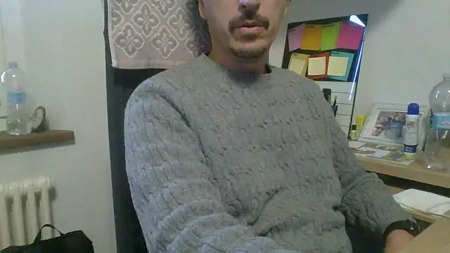 Snapshot of Kawayleo chatting on November 10, 2025, 2:33 pm Kawayleo online show from November 10, 2025, 2:33 pm