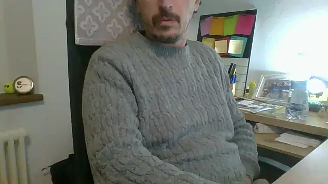 Snapshot of Kawayleo chatting on November 22, 2025, 11:36 pm Kawayleo online show from November 22, 2025, 11:36 pm