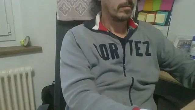 Snapshot of Kawayleo chatting on October 30, 2025, 11:30 am Kawayleo online show from October 30, 2025, 11:30 am