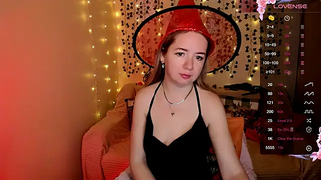 Evaa Braunn online show from October 31, 2025, 2:08 am