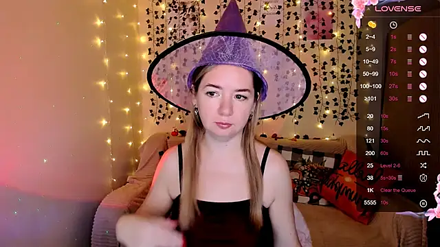 Evaa Braunn online show from October 29, 2025, 2:10 am