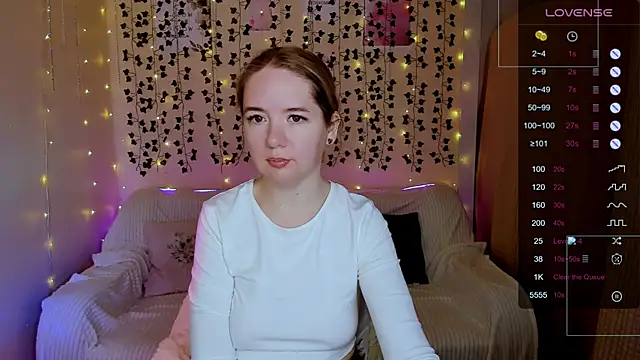 Snapshot of Evaa_Braunn chatting on January 16, 2026, 2:04 am Evaa Braunn online show from January 16, 2026, 2:04 am