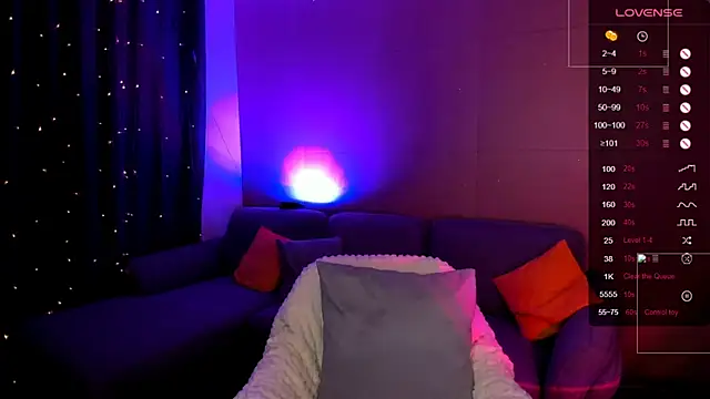 Snapshot of Evaa_Braunn chatting on February 10, 2026, 1:59 am Evaa Braunn online show from February 10, 2026, 1:59 am