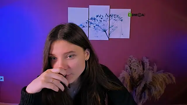 dana sweet   online show from November 10, 2025, 7:41 pm