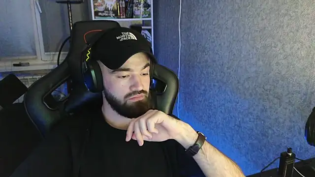 Nik Namee online show from November 19, 2025, 2:11 am