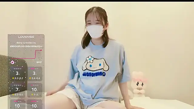 IROHA 0168 online show from December 17, 2025, 3:06 pm