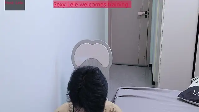 sexyboy-lele online show from November 21, 2025, 9:52 am