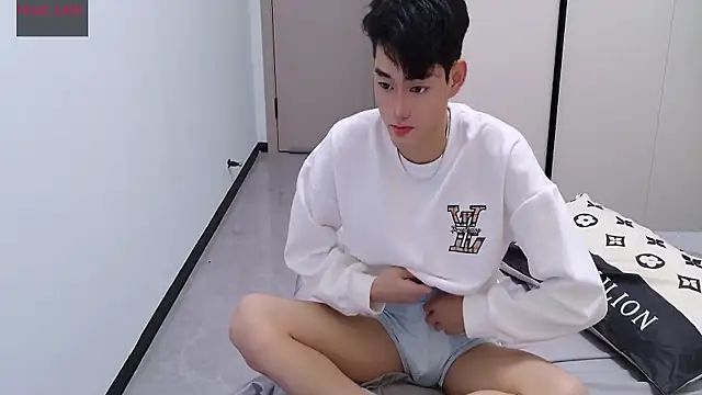 sexyboy-lele online show from November 17, 2025, 11:03 am