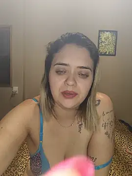 Snapshot of Lupy_foryou_sexy chatting on July 19, 2026, 4:43 am Lupy foryou sexy online show from July 19, 2026, 4:43 am
