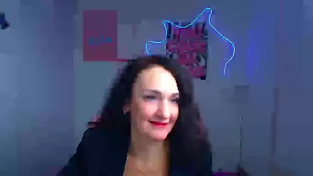 Snapshot of Rosie_Rosee chatting on February 19, 2026, 12:57 pm Rosie Rosee online show from February 19, 2026, 12:57 pm