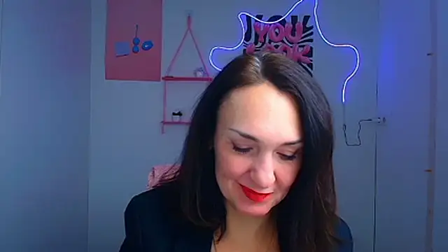 Snapshot of Rosie_Rosee chatting on February 7, 2026, 12:24 pm Rosie Rosee online show from February 7, 2026, 12:24 pm